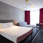 Ibis Styles Centre Gare Hotel 3*