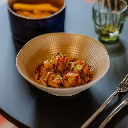 Ibis Styles Centre Gare Ланс