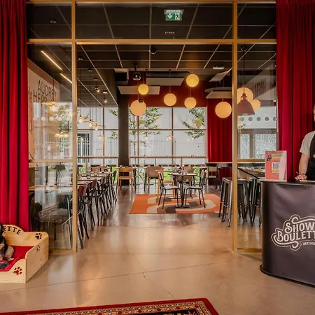 Отель Ibis Styles Centre Gare Ланс