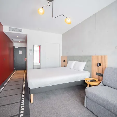 Ibis Styles Centre Gare Lens