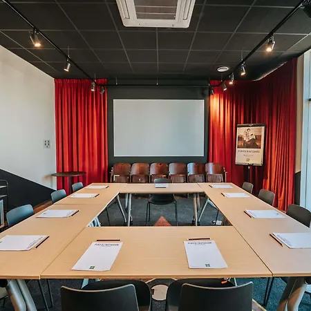 Ibis Styles Centre Gare Λανς