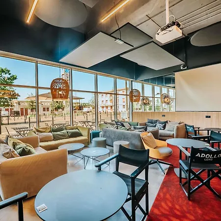 Ibis Styles Centre Gare Hotel 3*