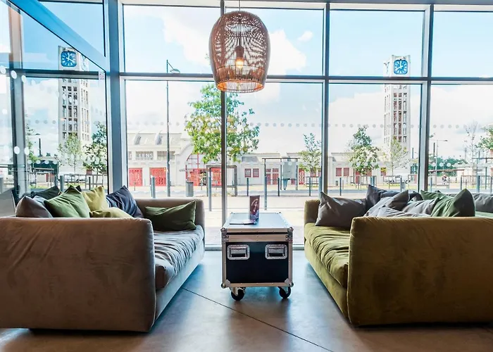 Отель Ibis Styles Centre Gare Ланс